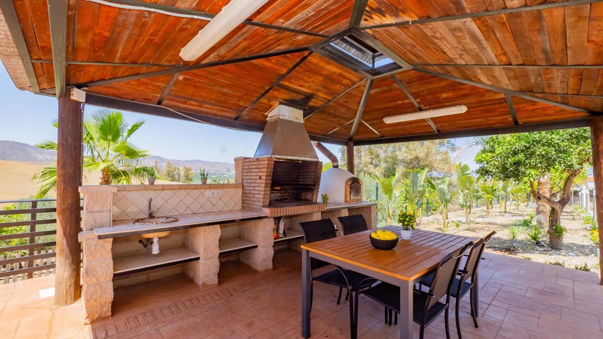Cubo'S Lemon House Villa Cartama Spain